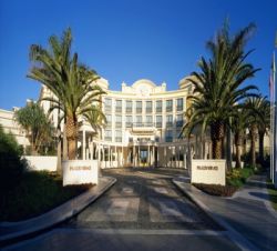 UNTERK�NFTE QUEENSLAND - Palazzo Versace, Sea World Drive